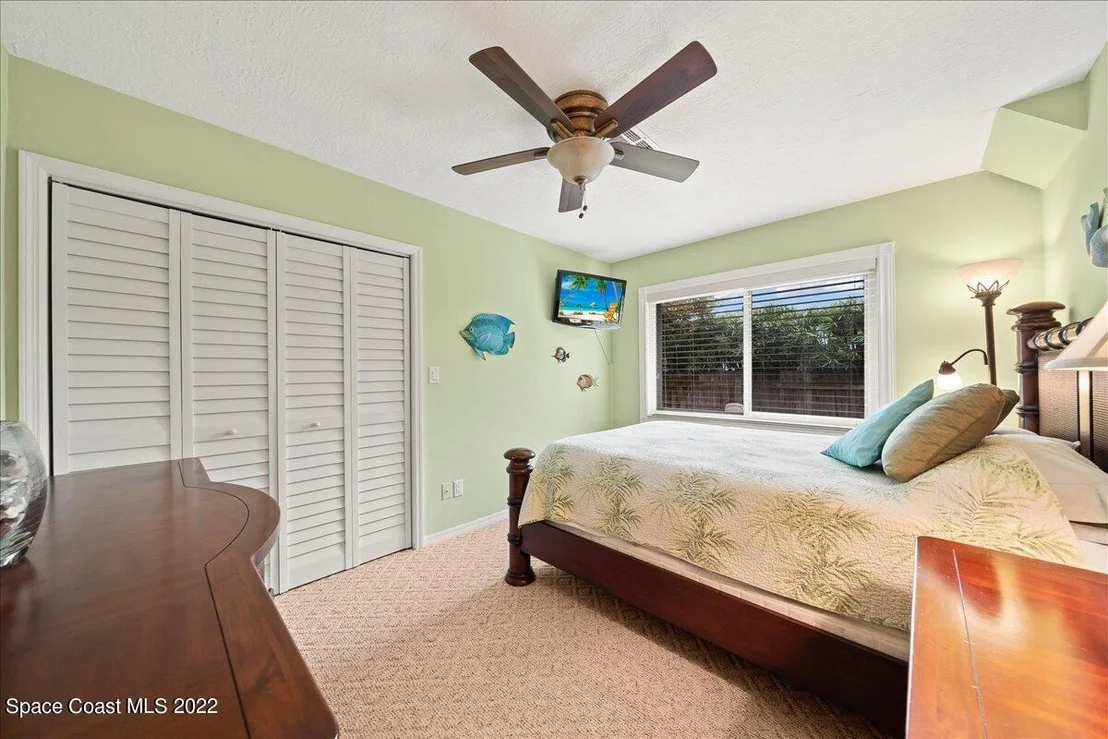 Photo of 83 W Bay Drive