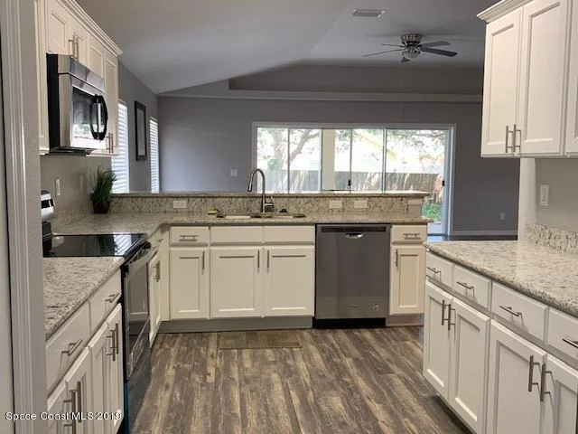 Photo of 2751 Stratford Pointe Drive