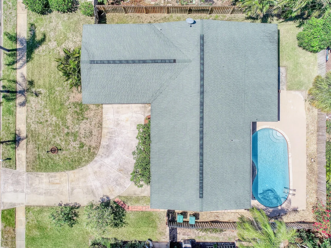 Photo of 619 N Robert Way