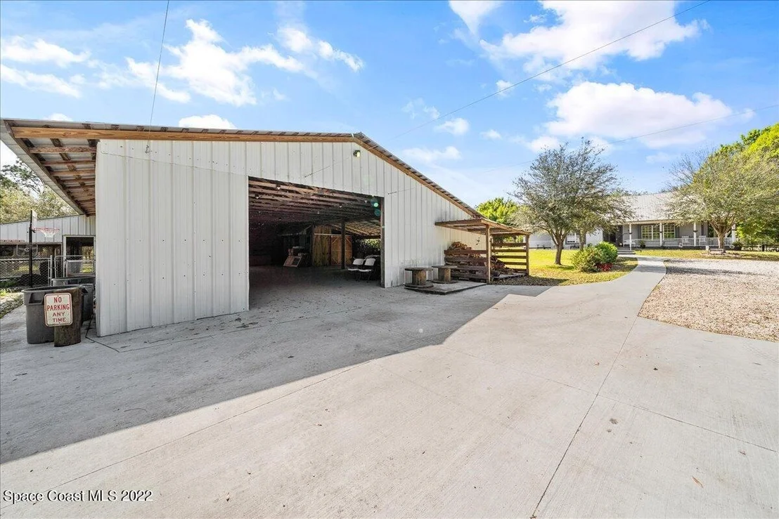 Photo of 4450 Rayburn Road