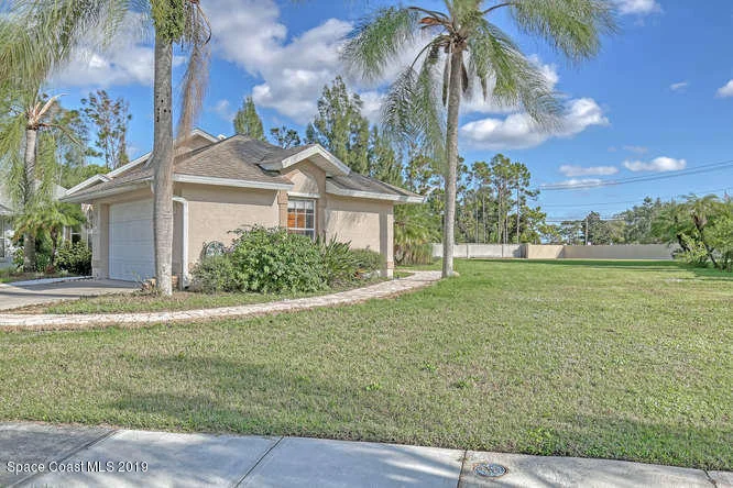 Photo of 3916 Saint Armens Circle