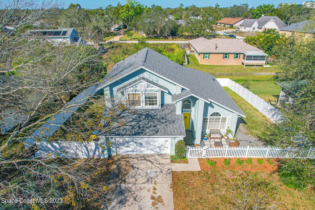 Photo of 1010 Citrus Avenue NE
