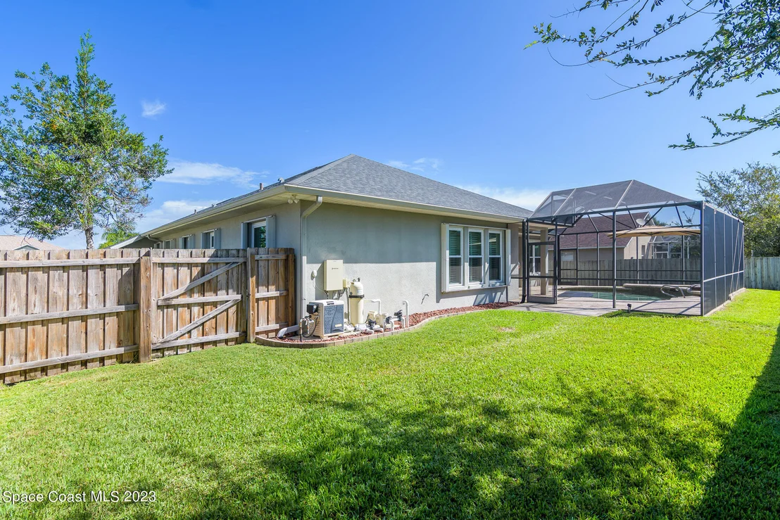 Photo of 6147 Arlington Circle