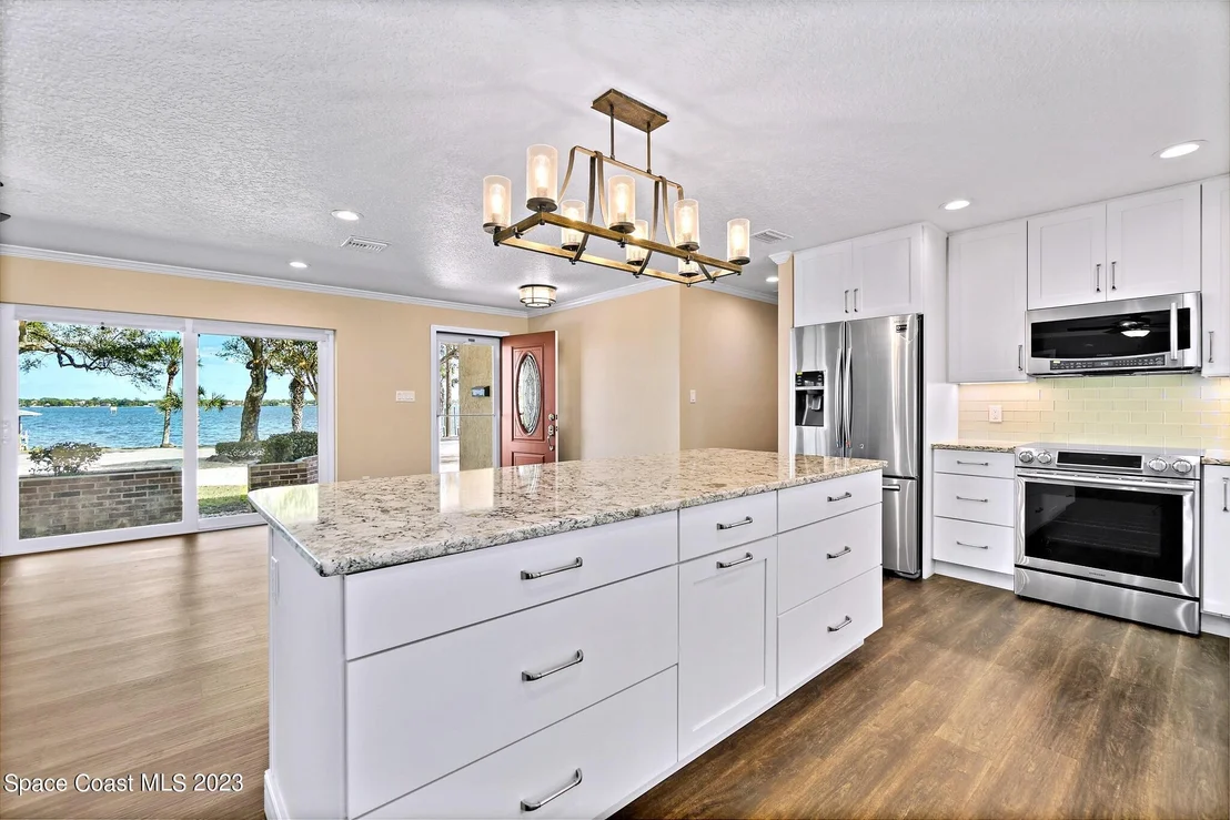 Photo of 535 Rockledge Drive