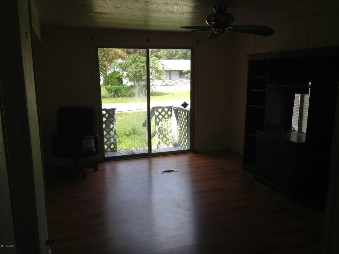 Photo of 341 Ronald Street