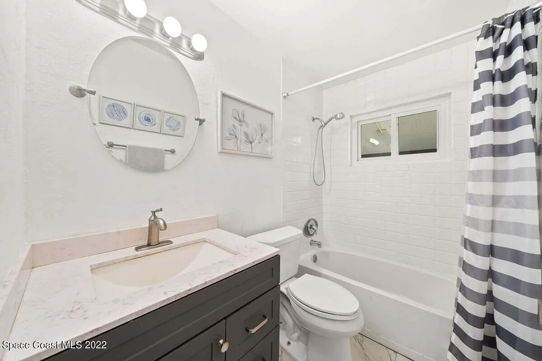 Photo of 3245 Argyle Road
