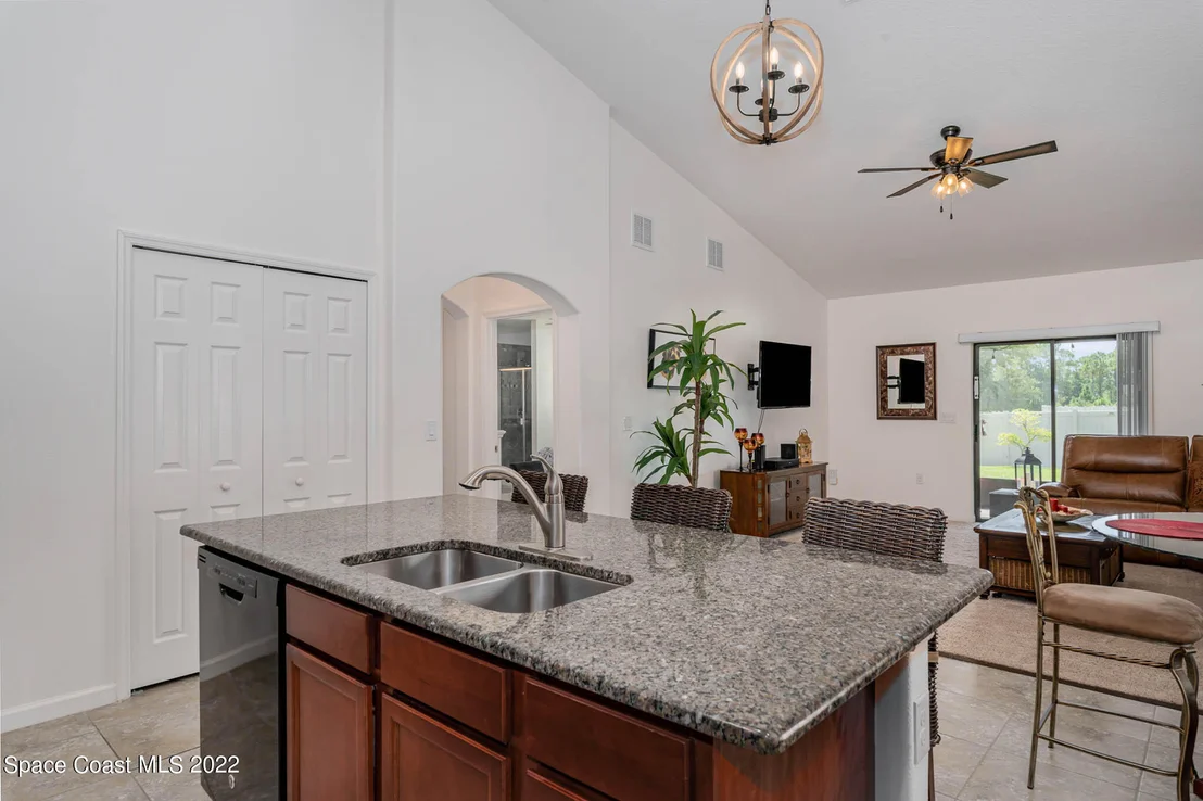 Photo of 970 Fiddleleaf Circle