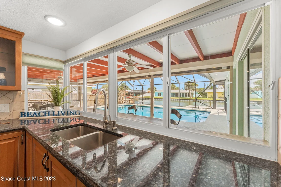 Photo of 339 Brightwaters Drive