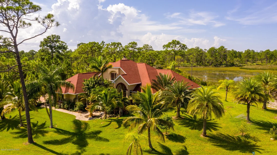 Photo of 1460 Grant Road