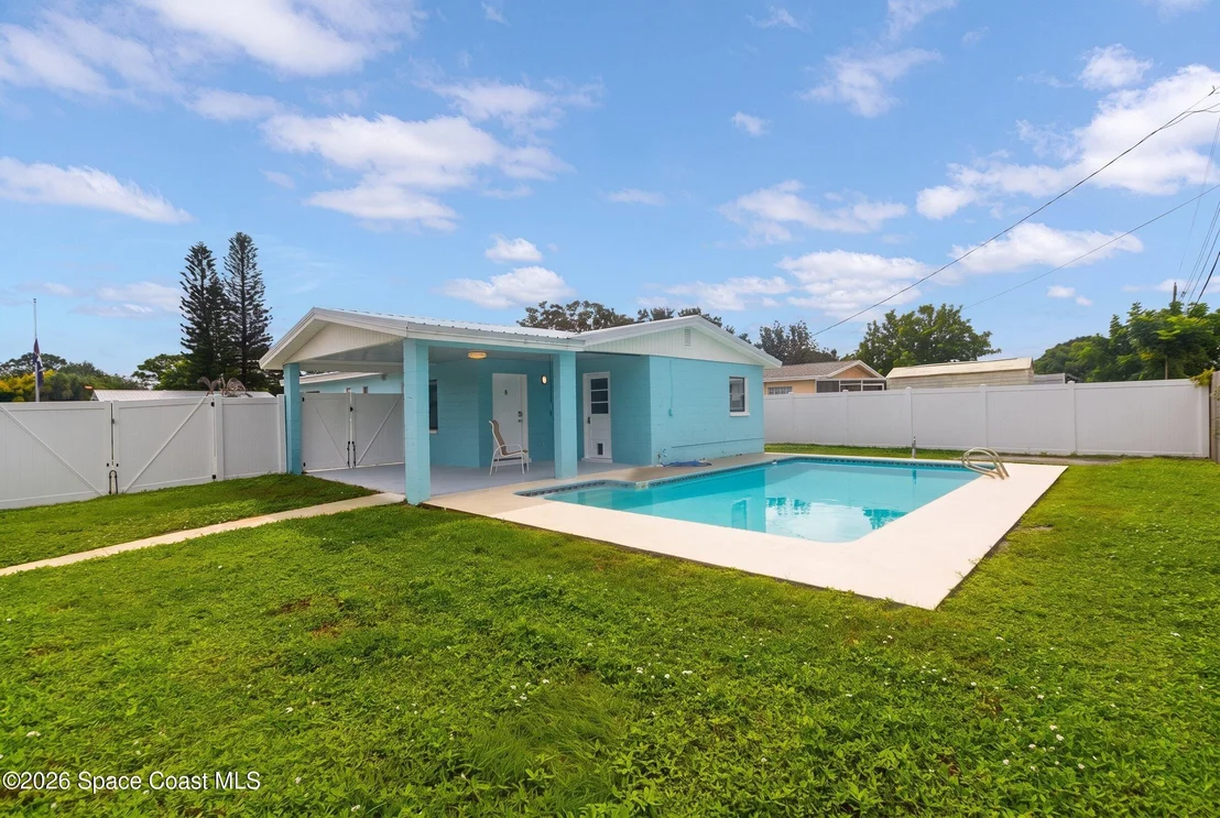 Photo of 632 Teak Drive