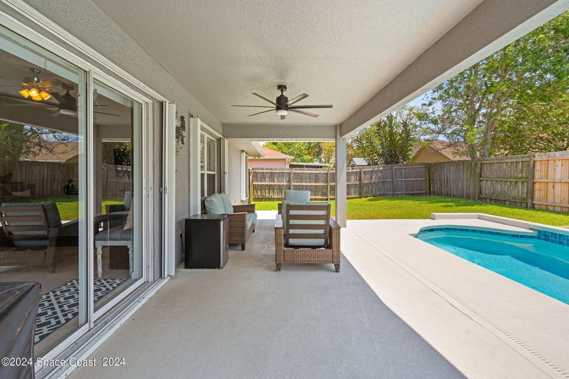 Photo of 1049 Jacaranda Circle
