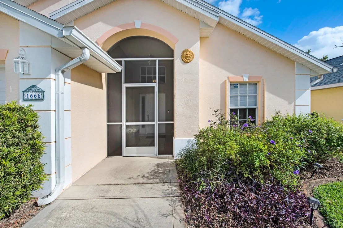 Photo of 1666 Silverado Drive