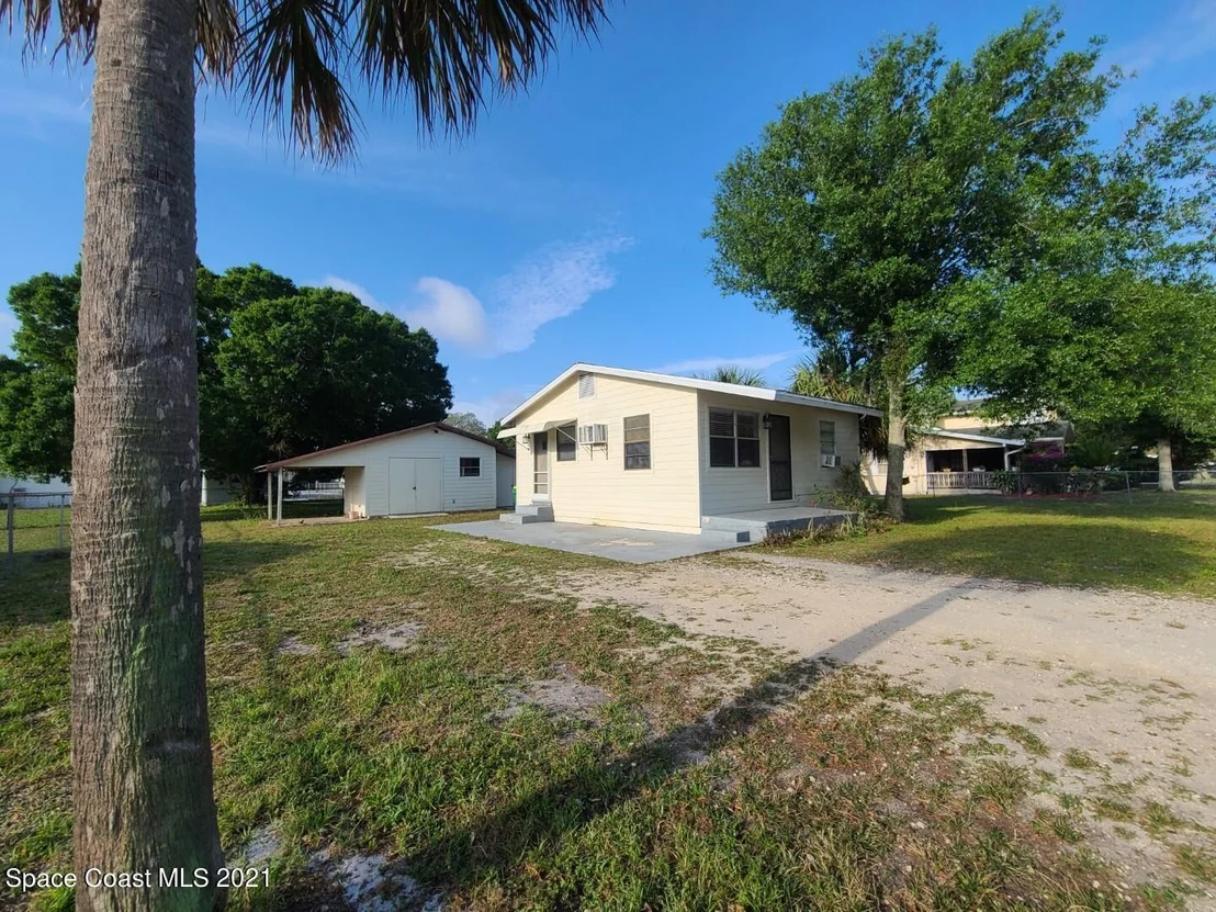 Photo of 1503 Licht Street