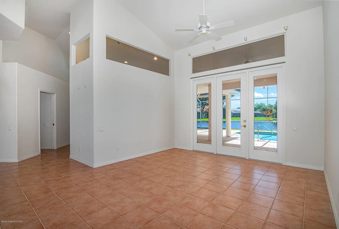 Photo of 923 Wildwood Drive