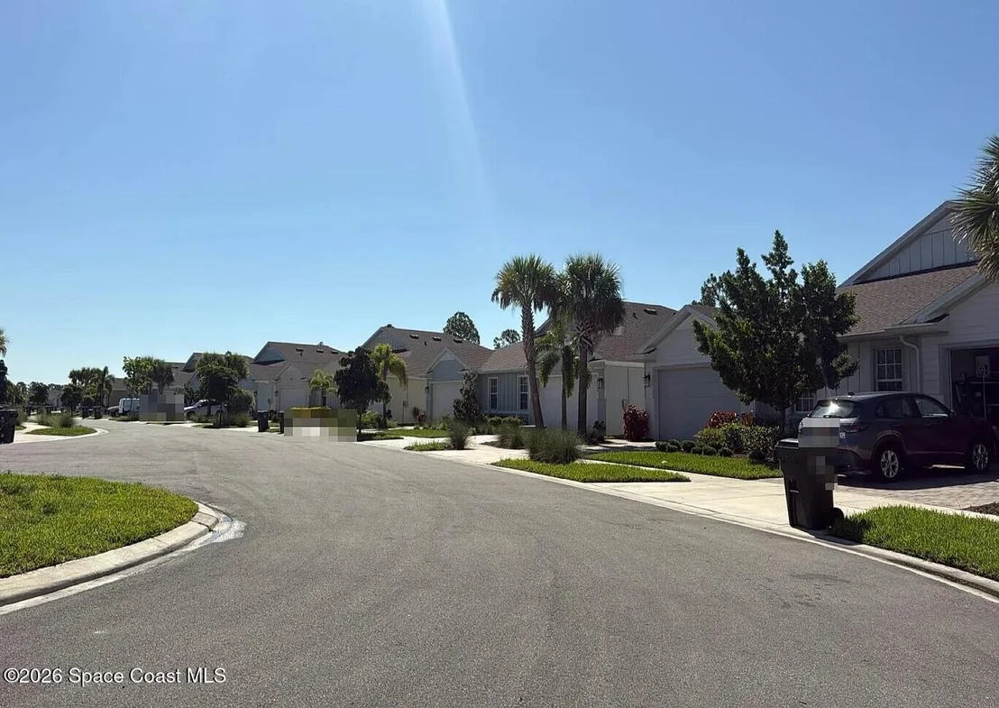 Photo of 43620 Sparrow Drive
