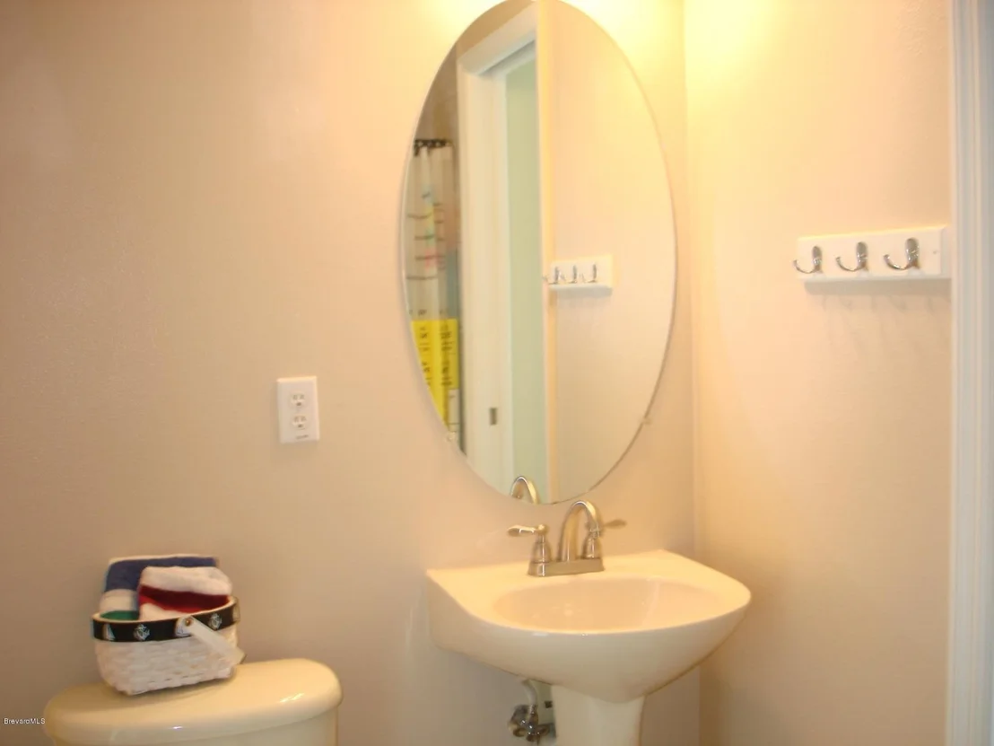 Photo of 1275 Starling Way