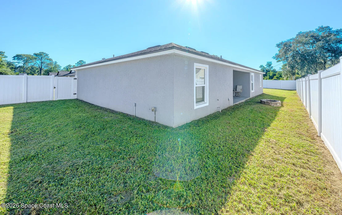 Photo of 2655 Laurel Road