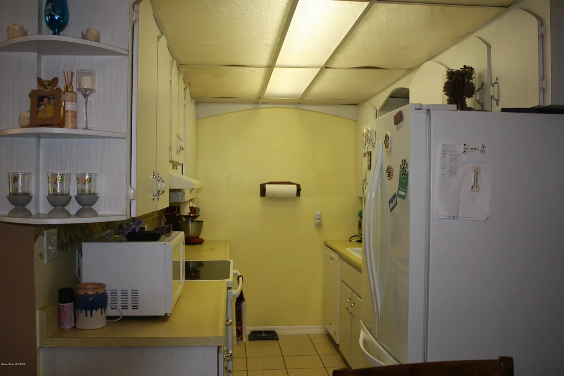Photo of 1690 Golfview Drive