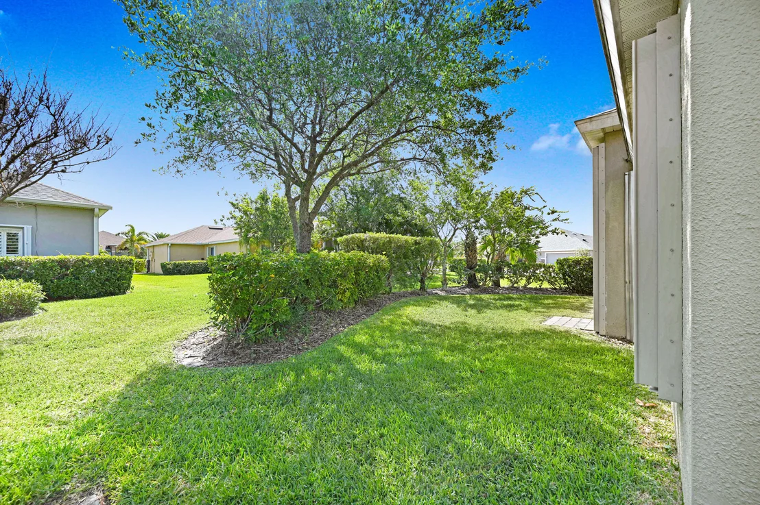 Photo of 6965 Renshaw Drive