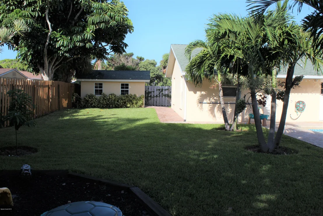 Photo of 217 Ash Avenue