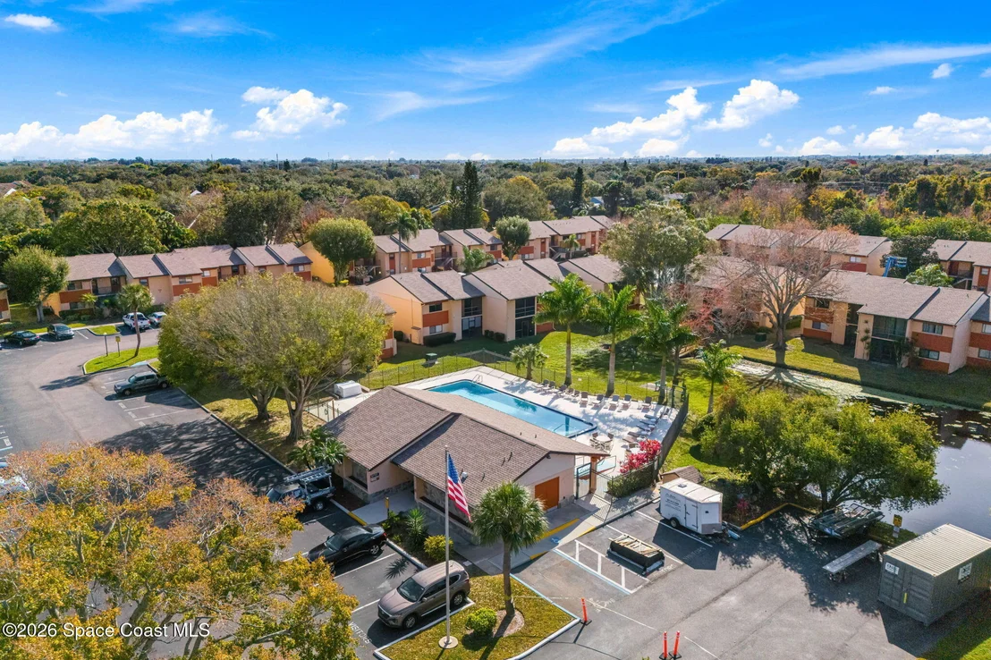 Photo of Unit 721 at 2369 Golf Lake Circle