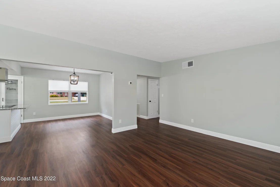Photo of 3063 Grace Street