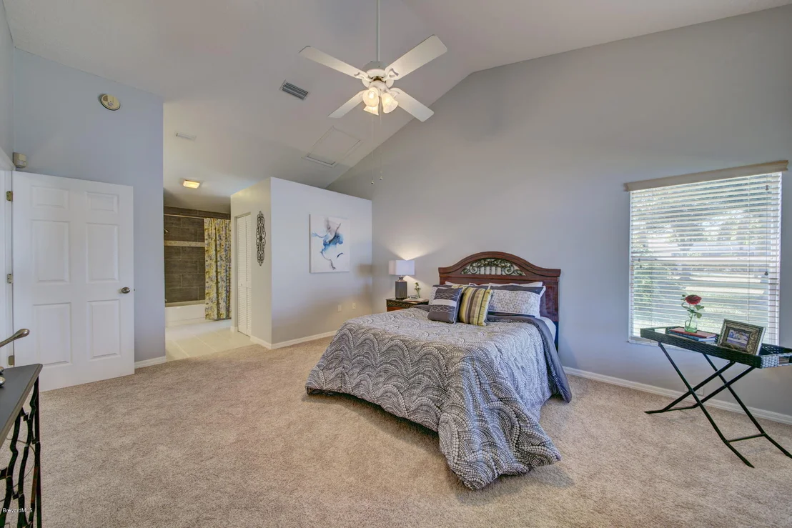 Photo of 2084 Lionel Drive