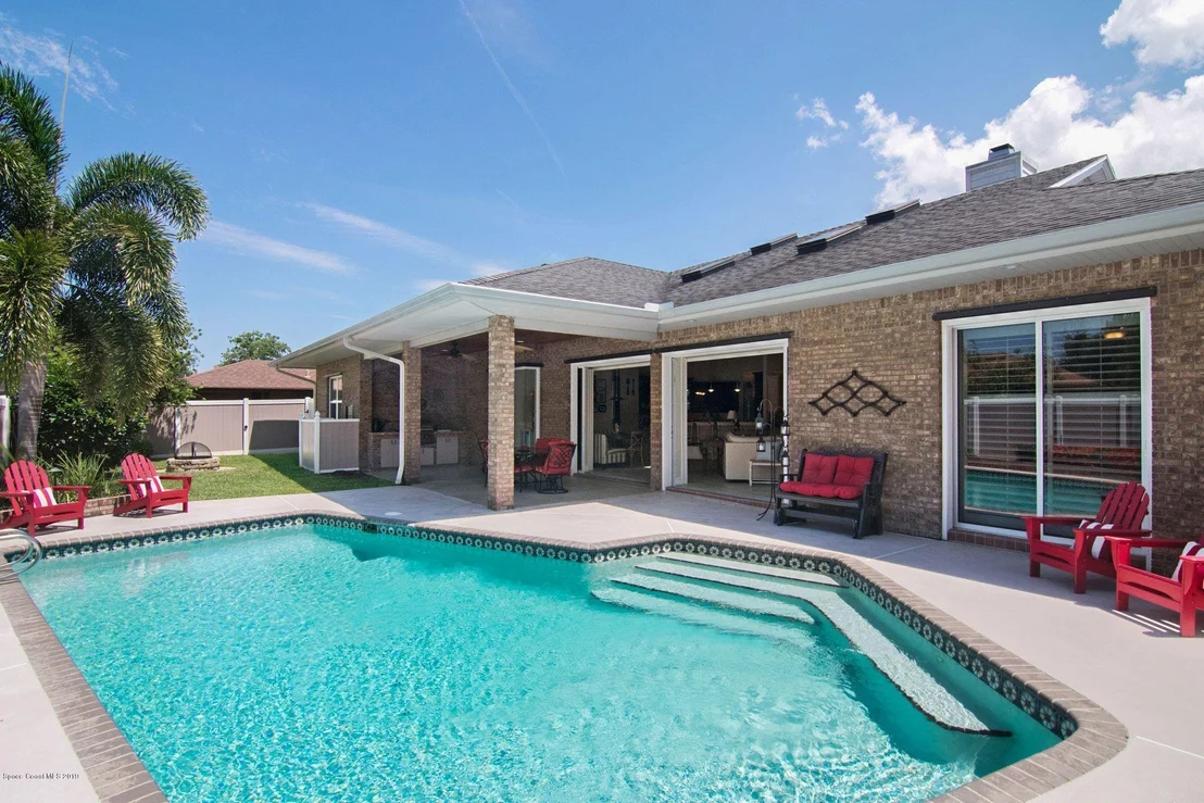 Photo of 1242 Silver Lake Drive