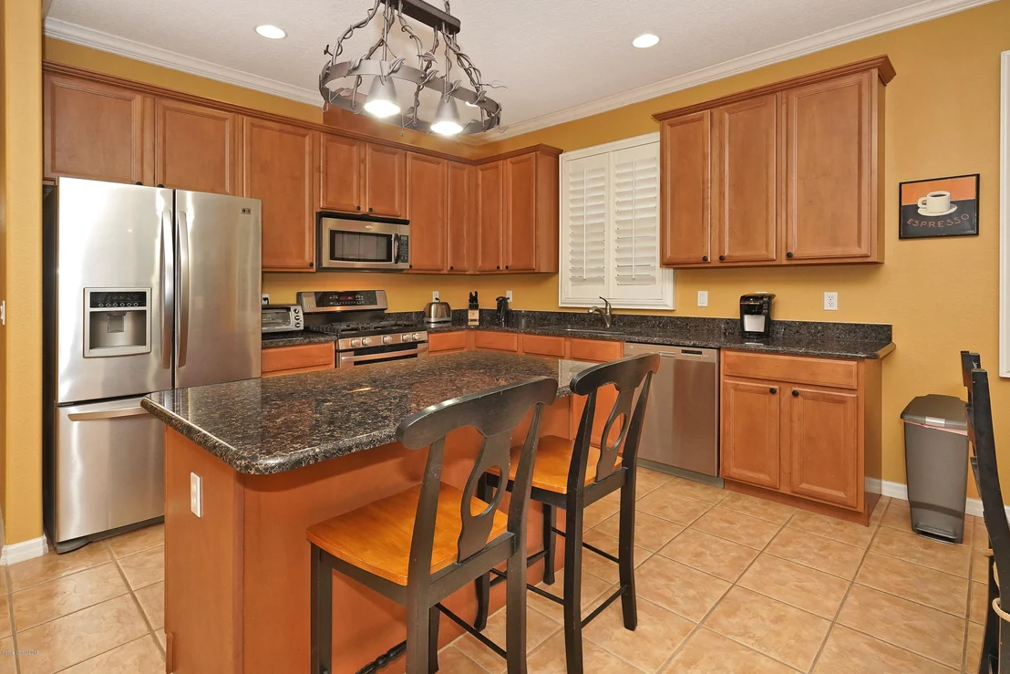 Photo of 4620 Portage