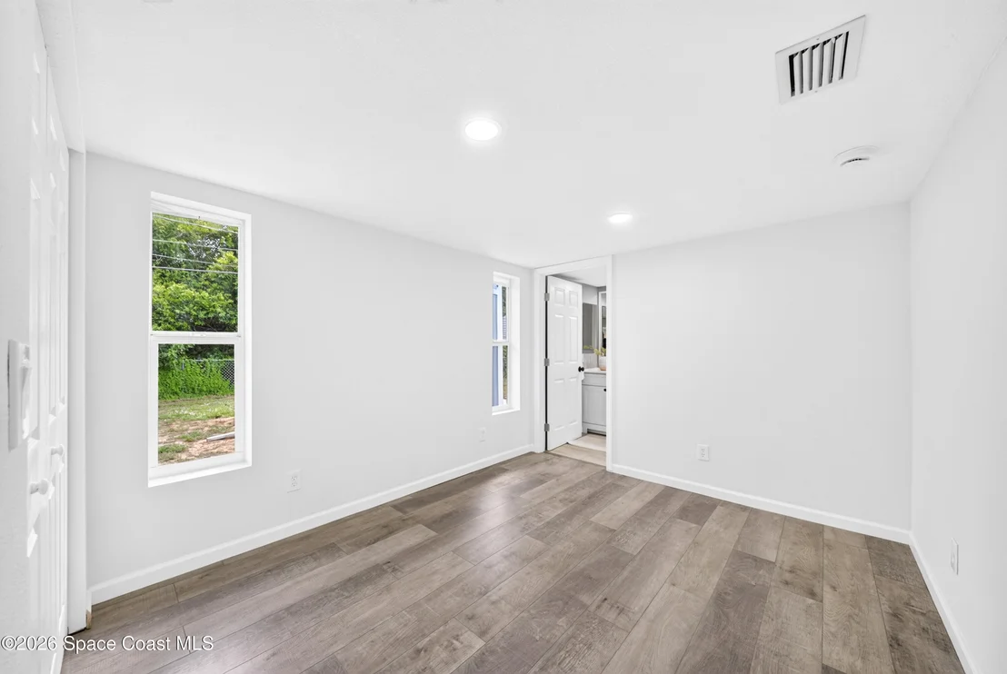Photo of 3448 Populatic Street