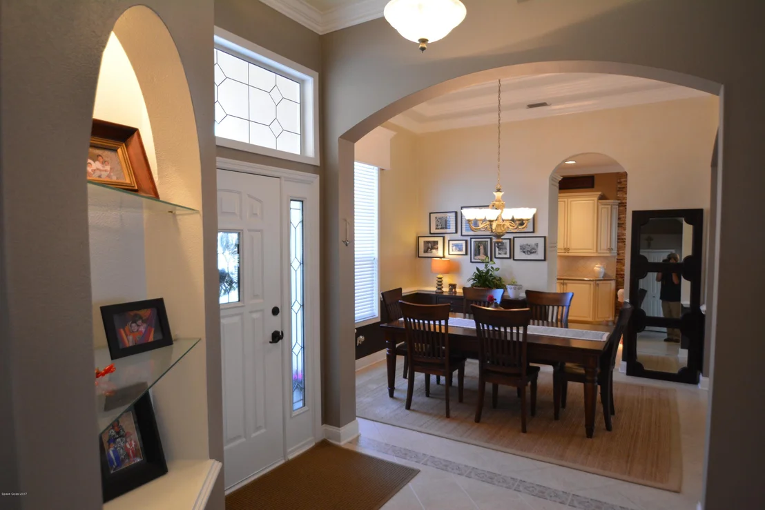Photo of 2741 Englewood Drive