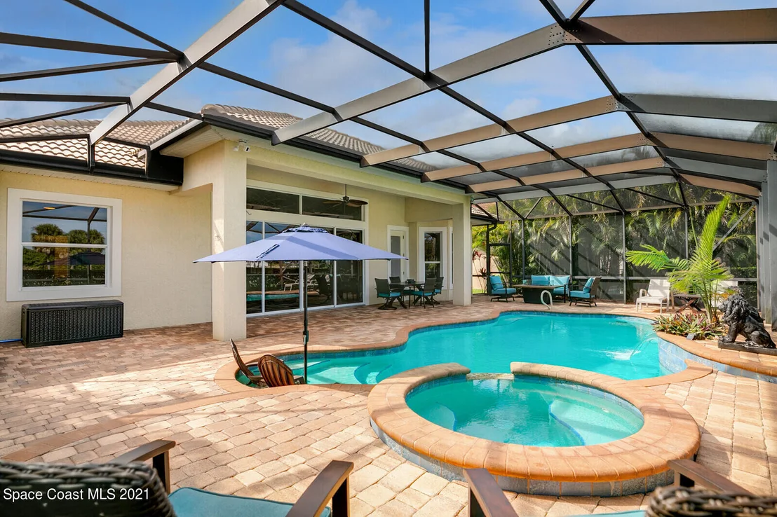 Photo of 6585 Arroyo Drive