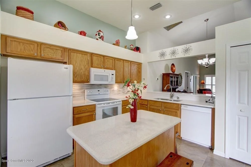 Photo of 1037 Pine Creek Circle NE