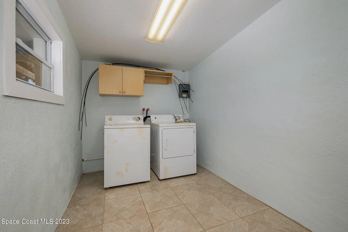 Photo of 3957 Canal Drive