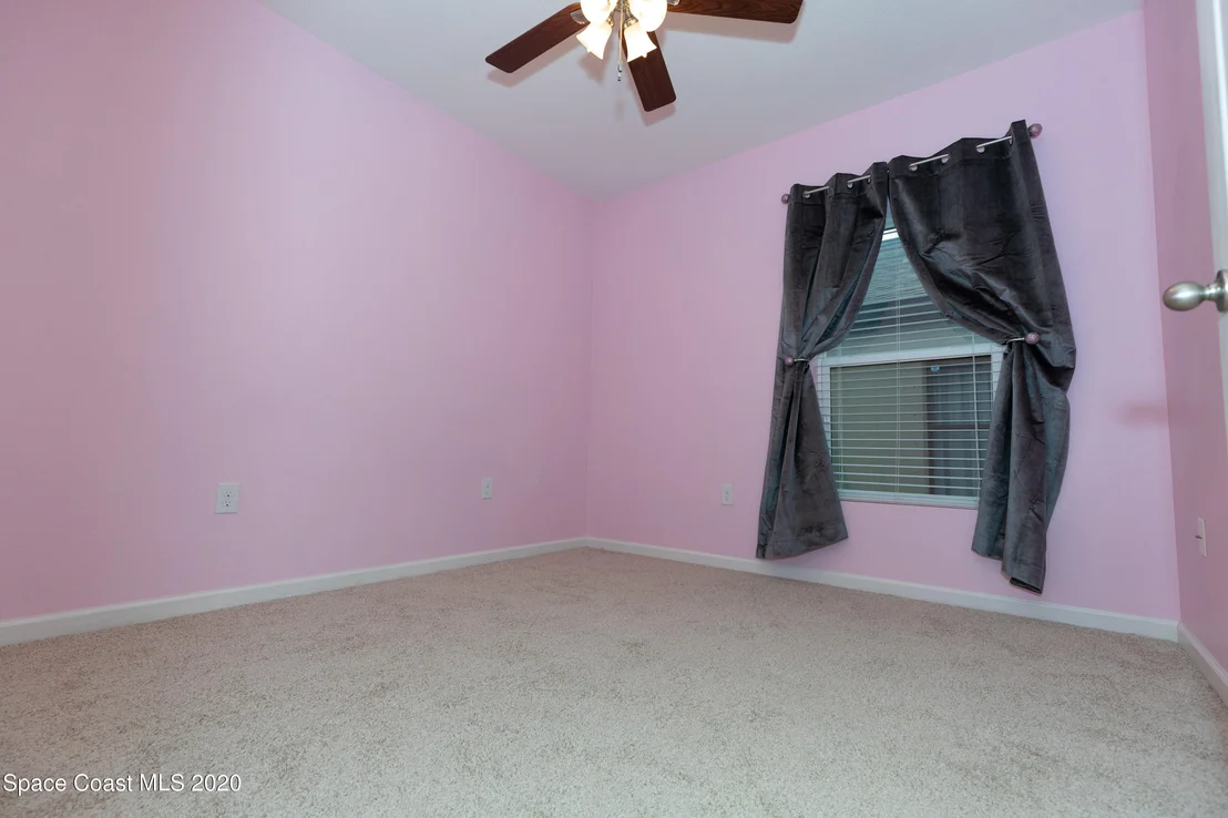 Photo of 1040 Cayman Drive