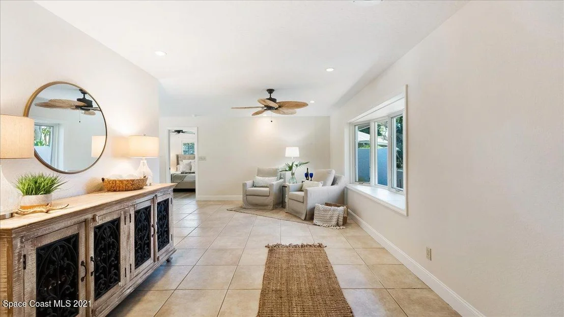 Photo of 528 Solitaire Palm Drive