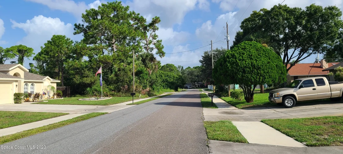 Photo of 6557 Pleasant Avenue