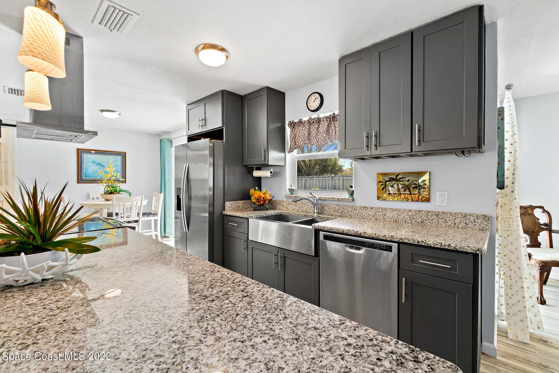 Photo of 1051 Fenway Drive