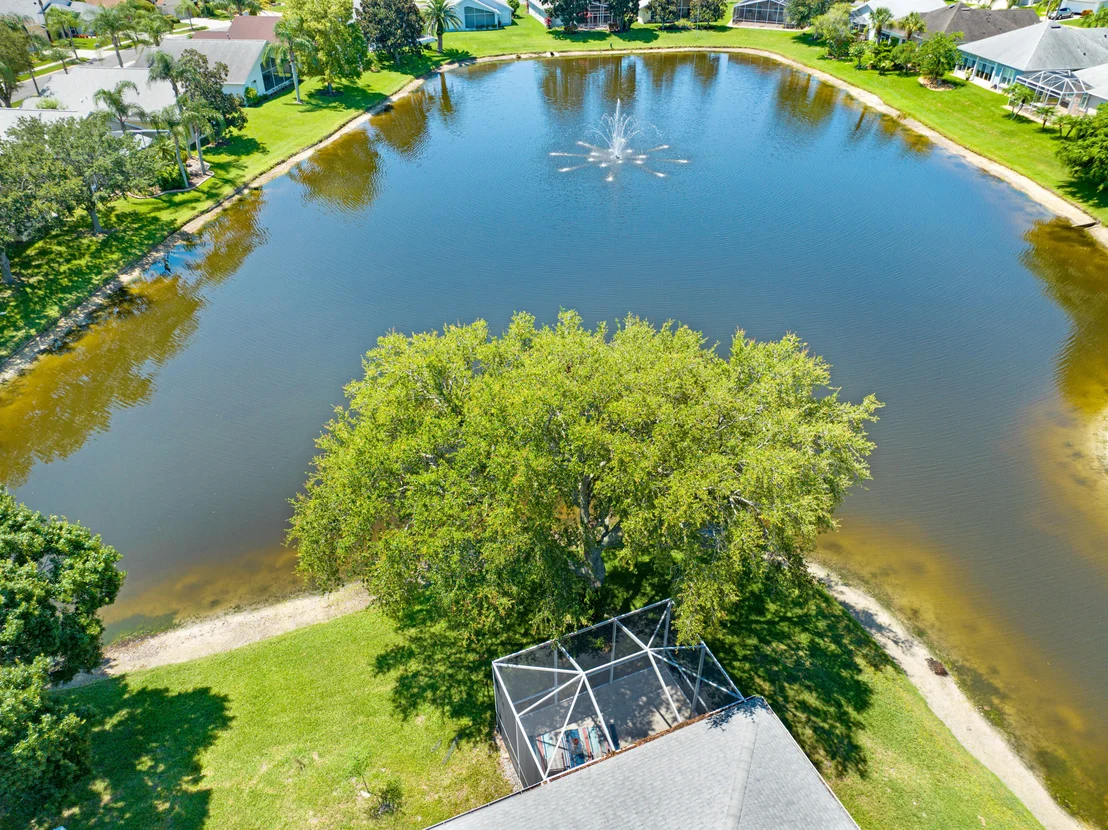 Photo of 2299 Addington Circle