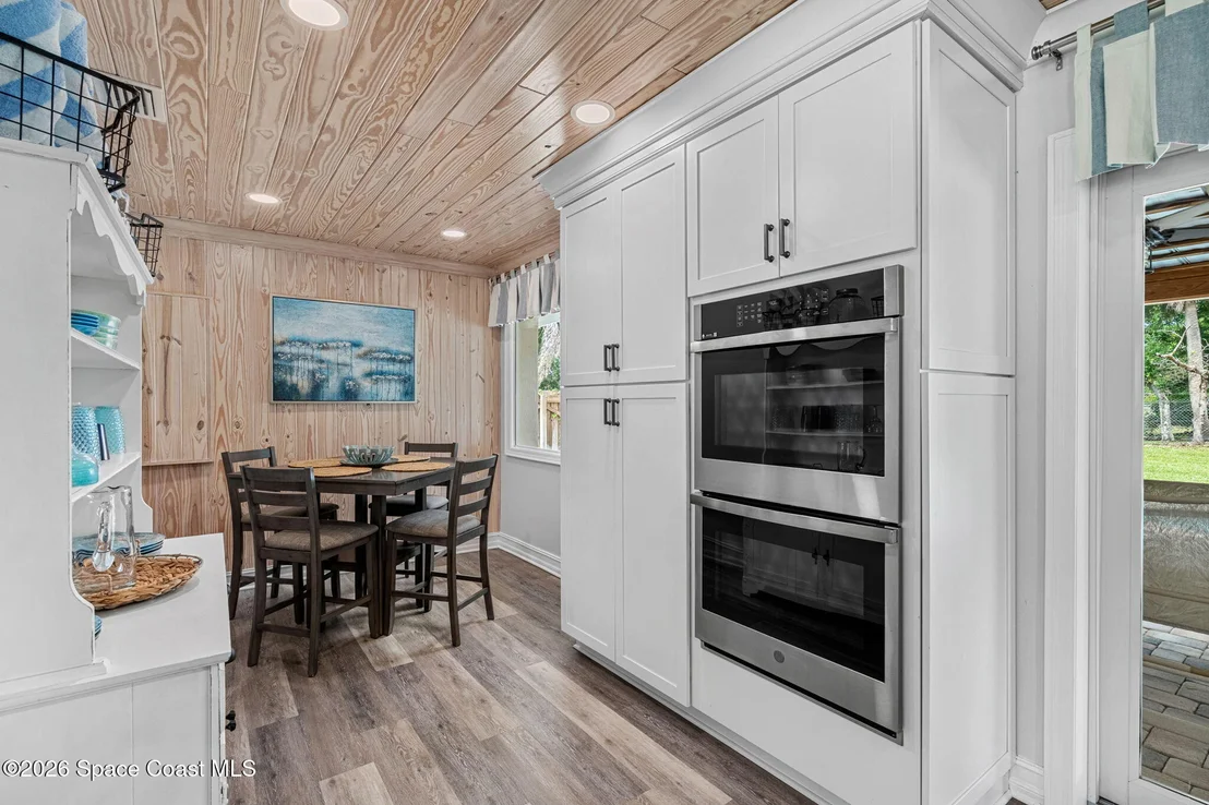Photo of 368 Stephenson Drive