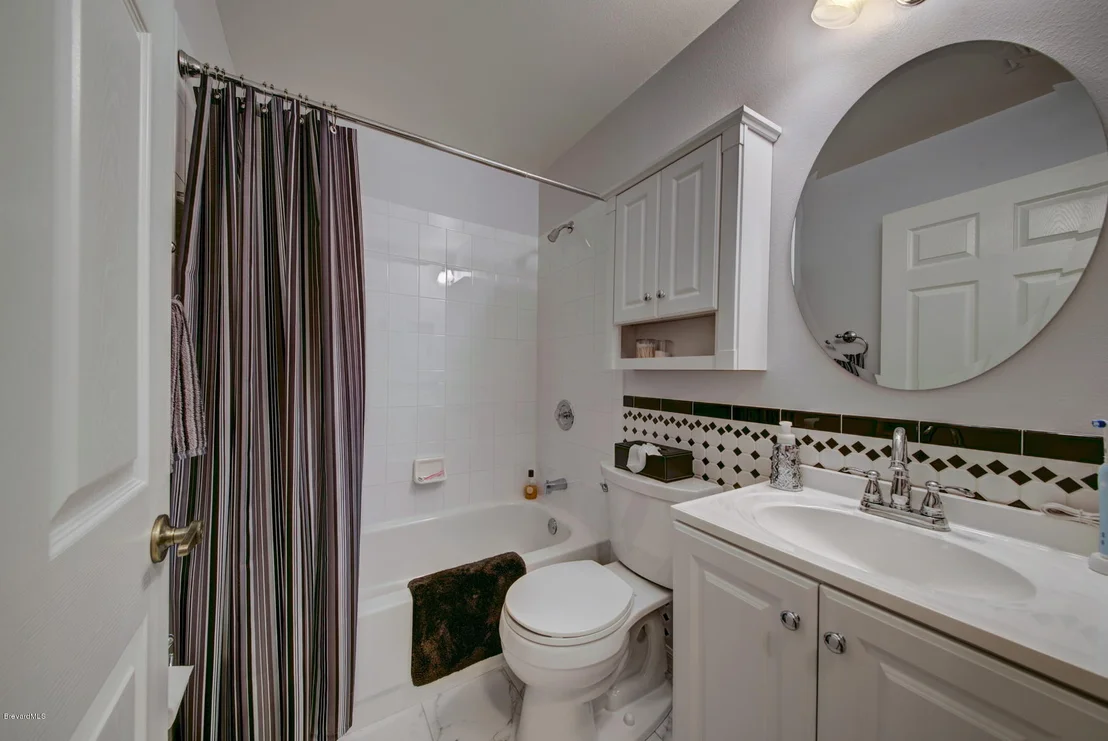 Photo of 1057 Jacaranda Circle