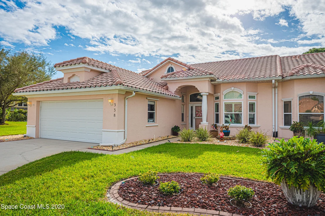 Photo of 338 Renaissance Avenue