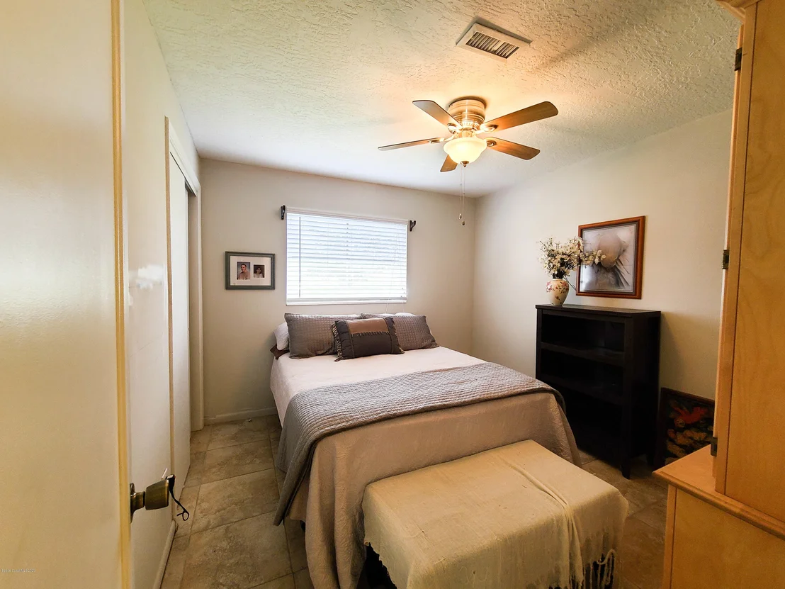 Photo of 4945 Cocoanut Drive