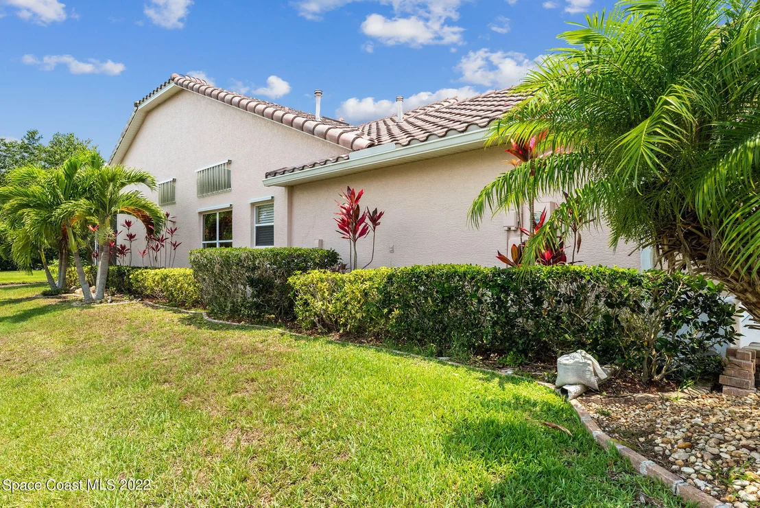 Photo of 557 Willis Way