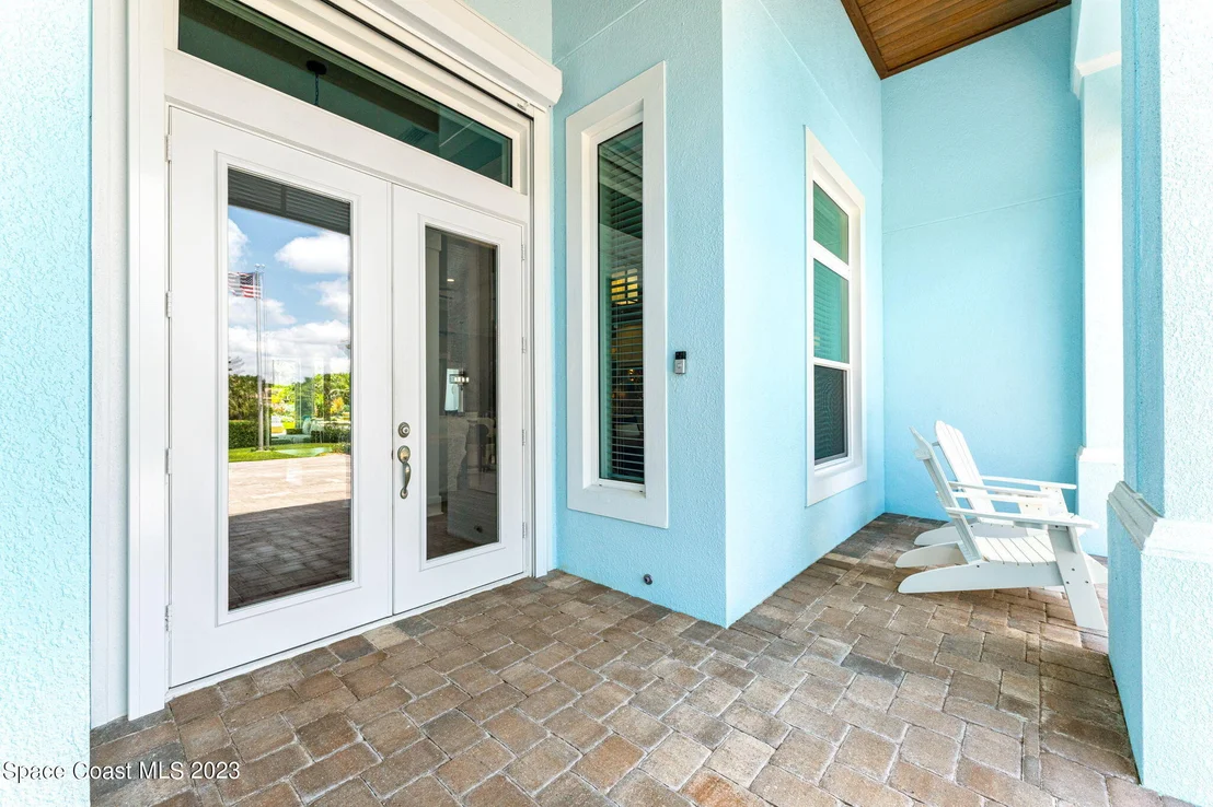 Photo of 6231 Windward Lane