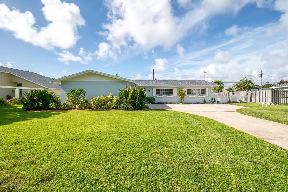 Photo of 461 Monaco Drive
