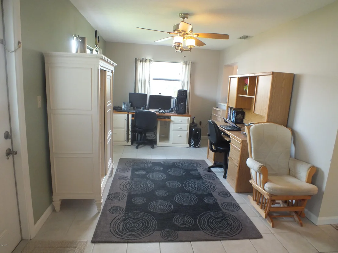 Photo of 880 Yorktowne Drive