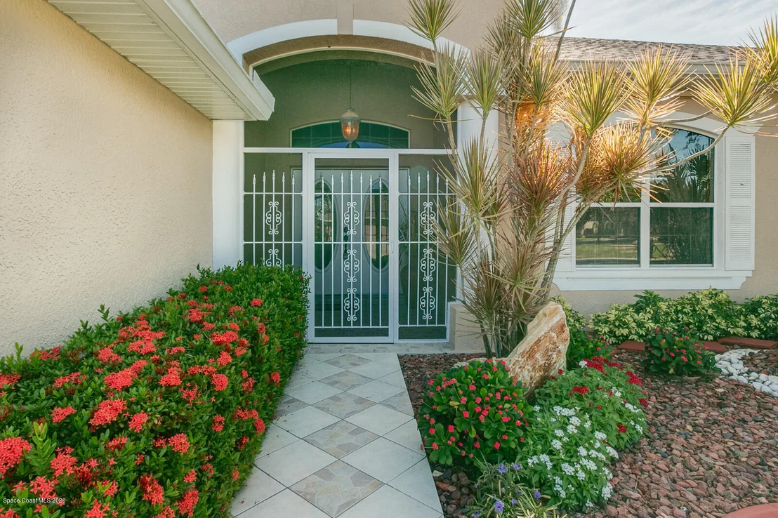 Photo of 4628 Alamanda Drive