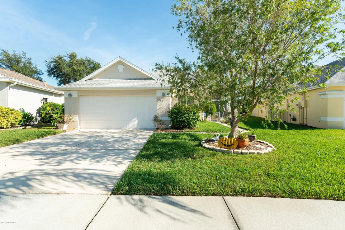 Photo of 2348 Addington Circle