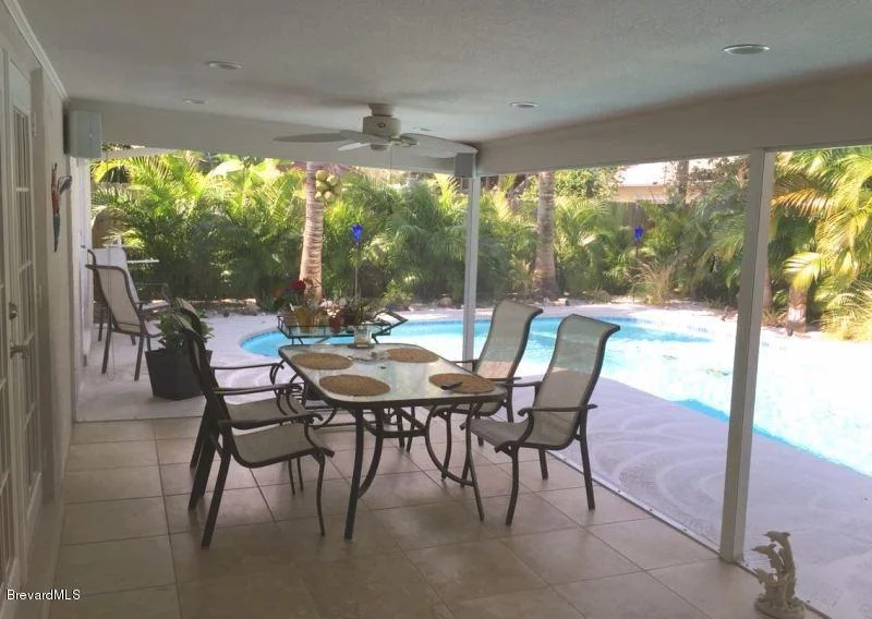 Photo of 370 Bahama Drive